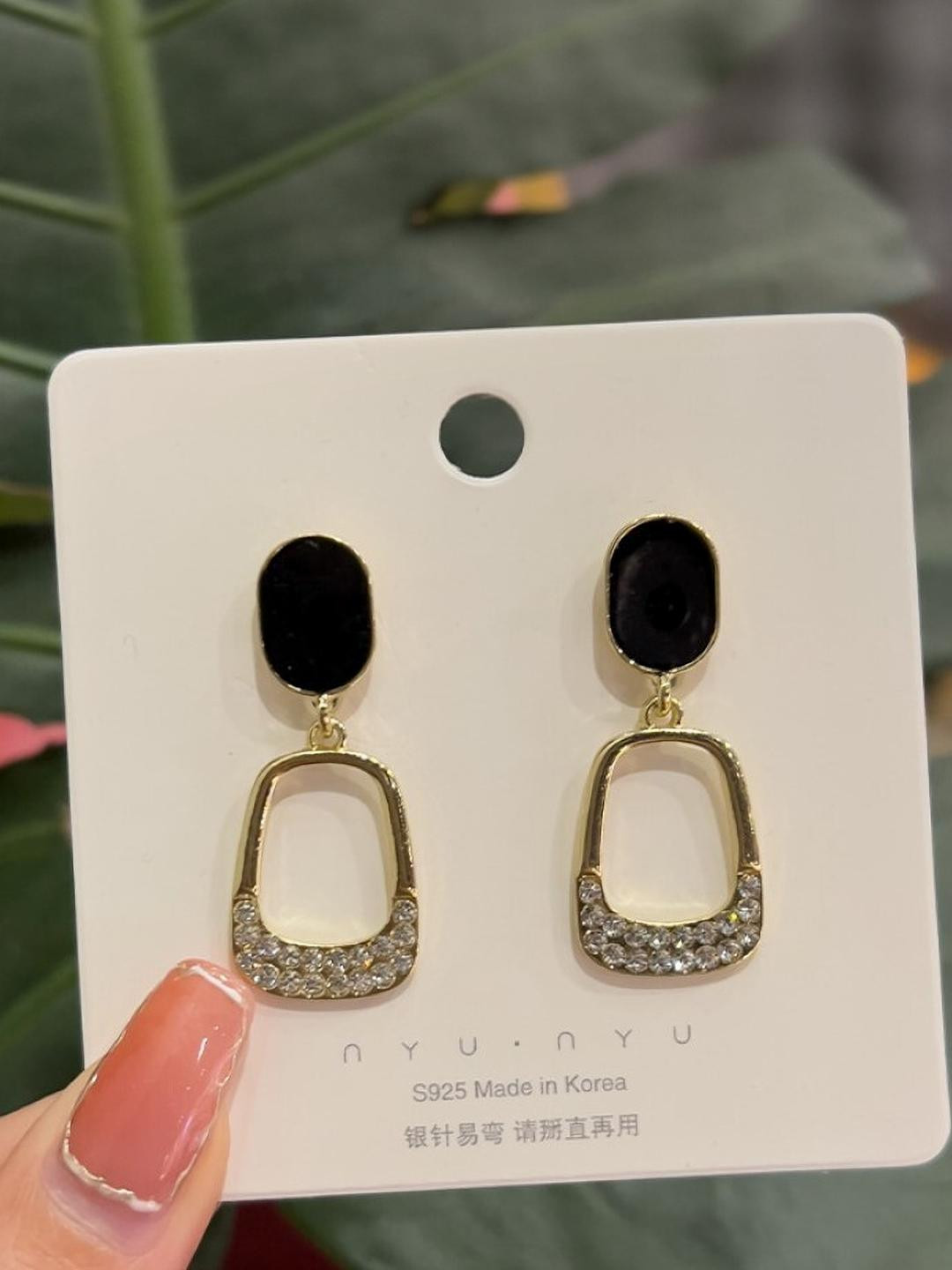 AKISON JEWELS Women Black & Gold-Toned Cubic Zirconia Studded Earrings