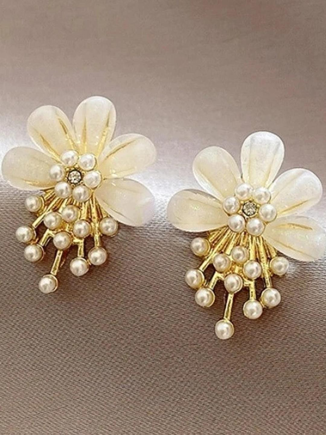 AKISON JEWELS Women White Floral Studs Earring