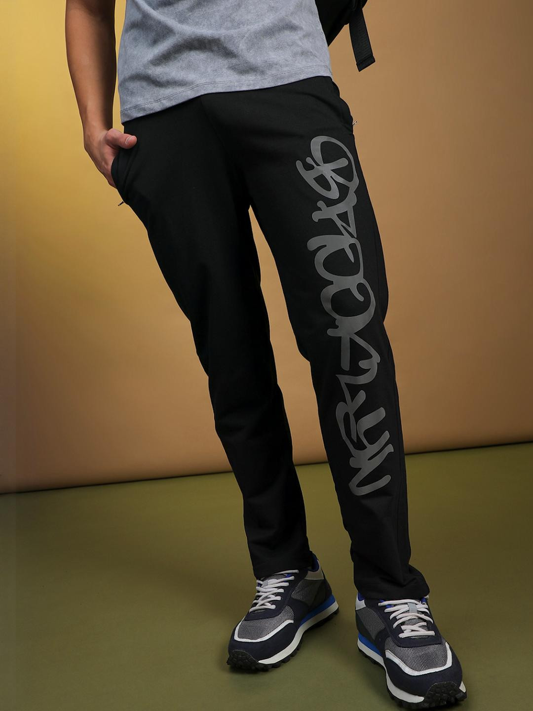 LIMEROAD Men Printed Loop Knit Track Pant