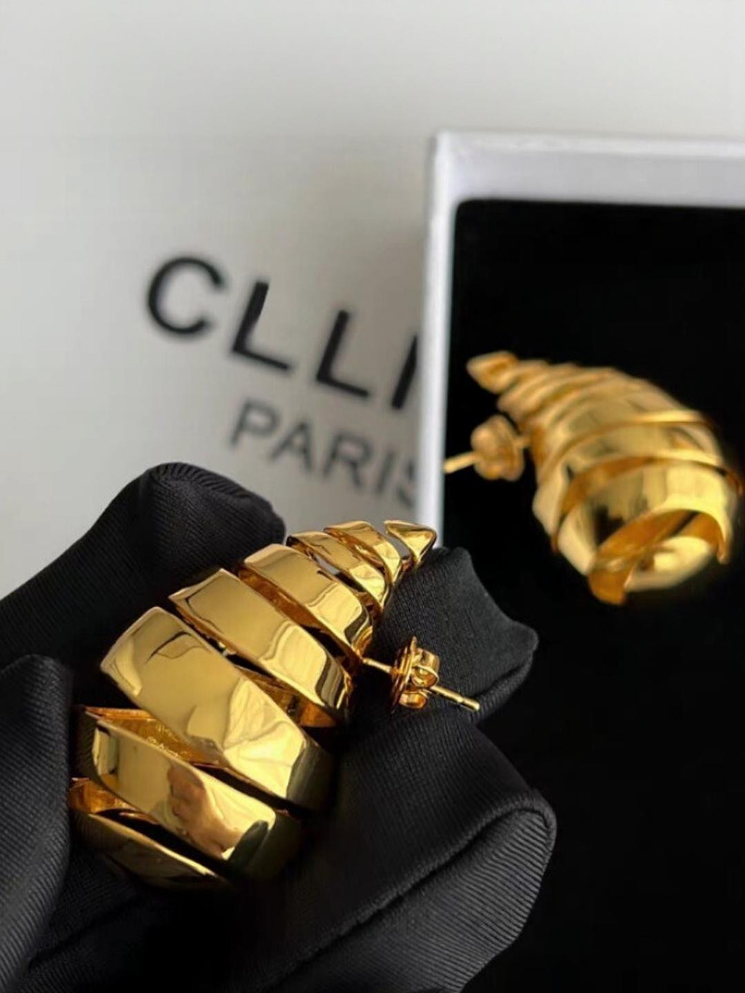 AKISON JEWELS Gold-Plated Western Earrings