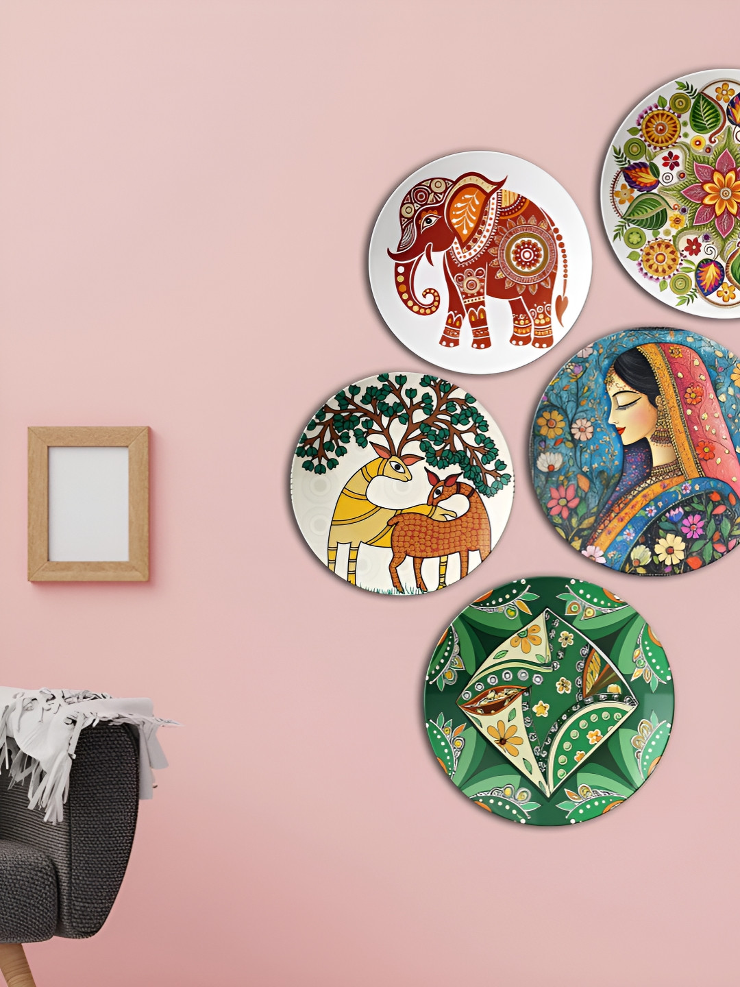 THE QUIRKY HOME Indian Folk Art Ceramic Ethnic Motifs Glossy Hall 5Pcs Wall Plates-10In