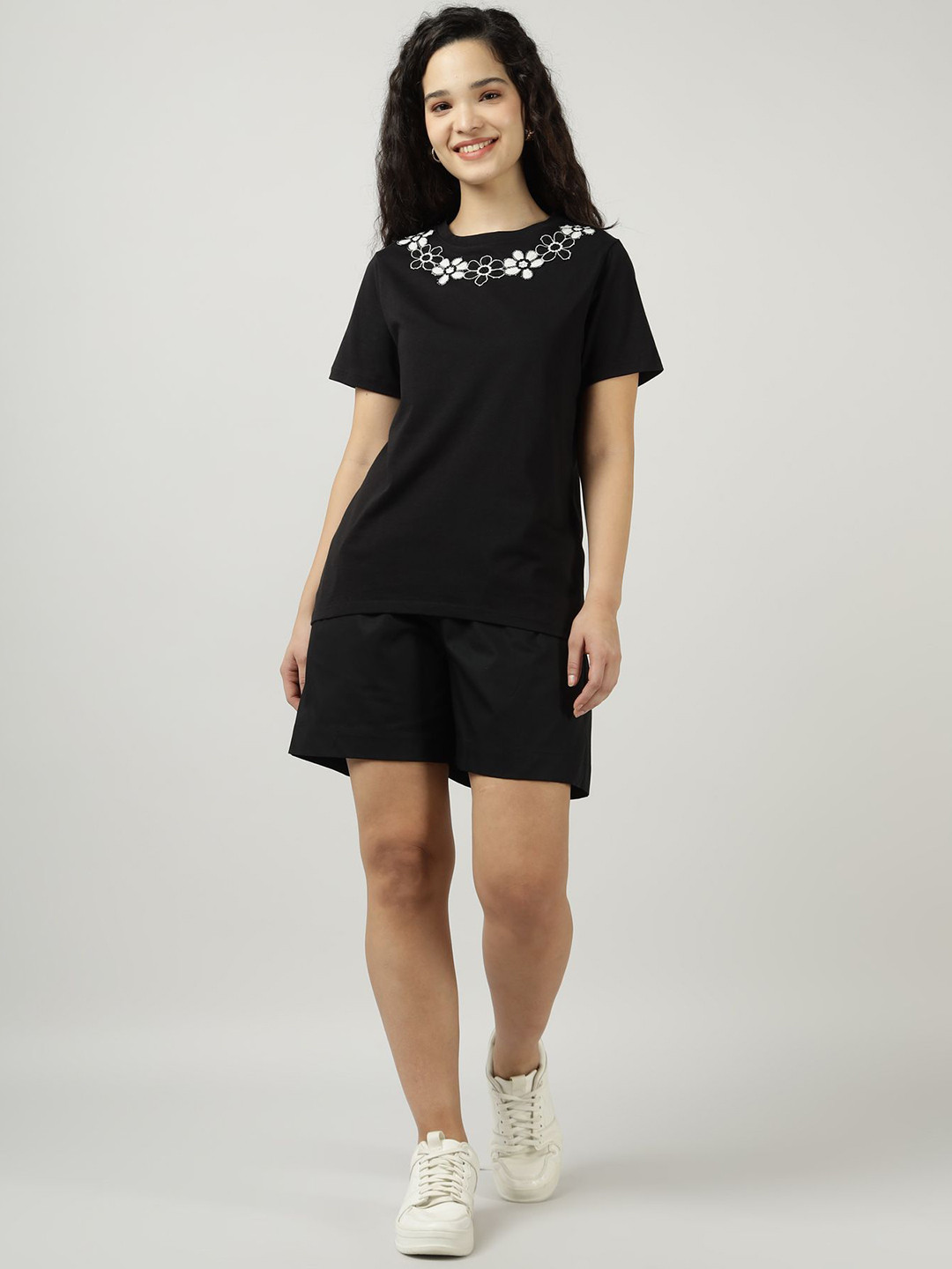 Sands of India Round Neck T-Shirt With Shorts Co-Ords
