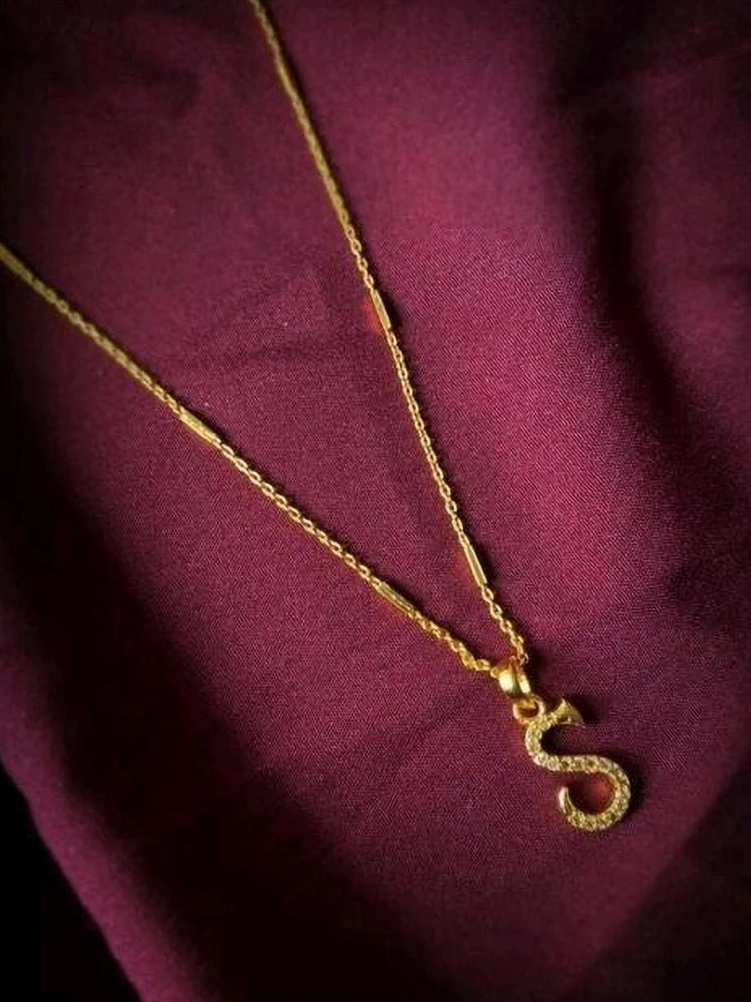 CLONEO S Alphabet Gold-Plated Pendants