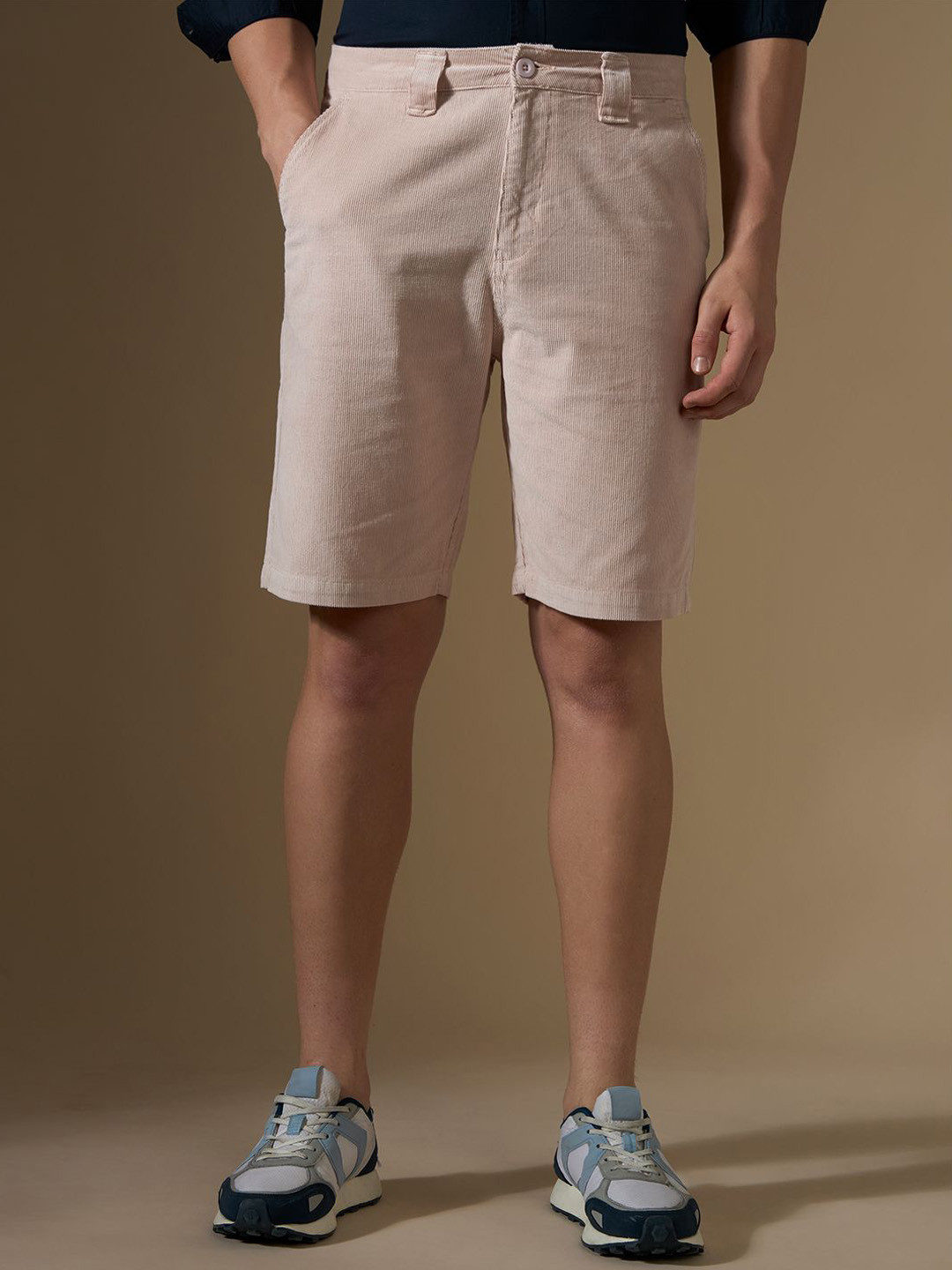 Espanshe Melwin Men High-Rise Cotton Corduroy Shorts