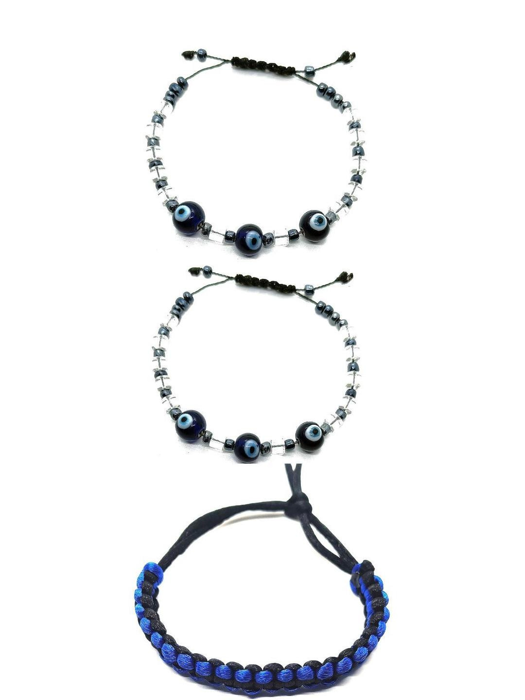 Dynamic Retail Global Women Set of 3 Artificial Beads Studded Wraparound Bracelet