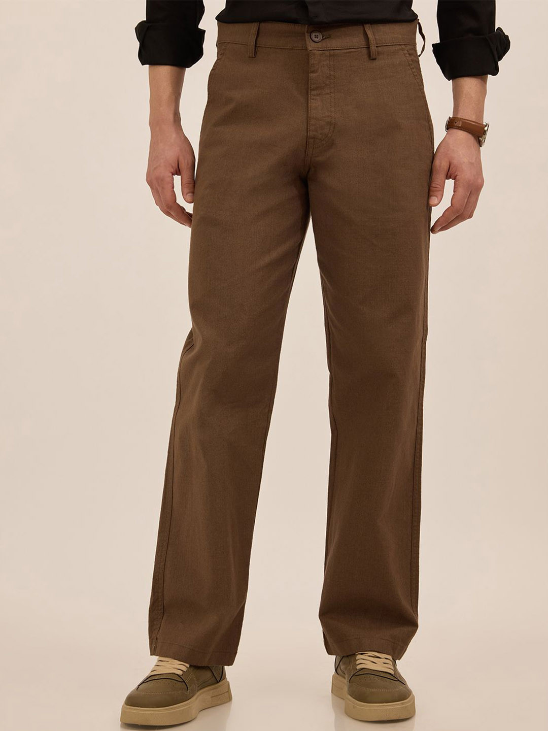 Espanshe Tokarev Men Comfort Mid-Rise Relaxed Fit Trousers