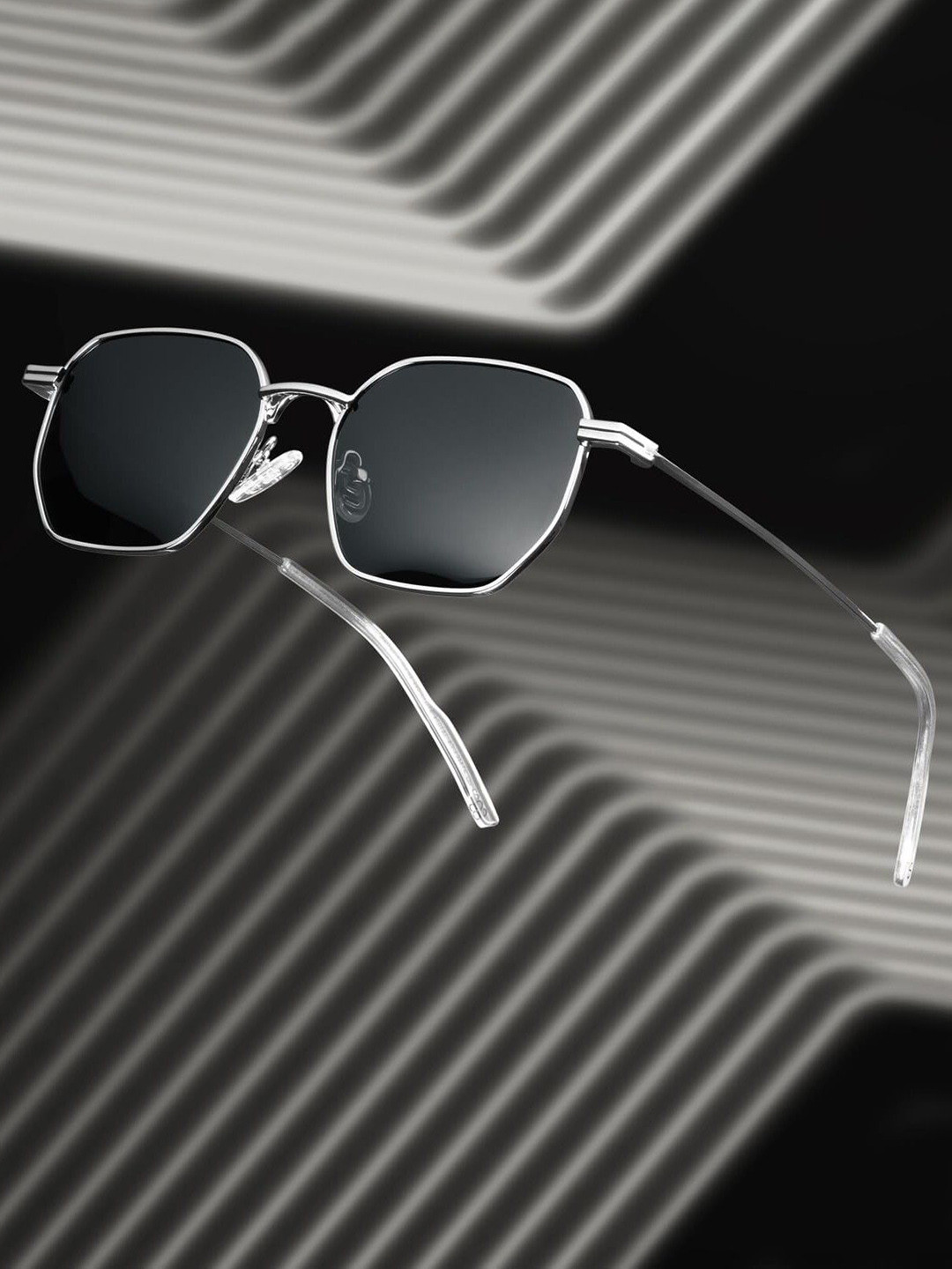 Eyedens Unisex UV Protected Lens Square Sunglasses Slvr-Blk_(1018)_Pathan