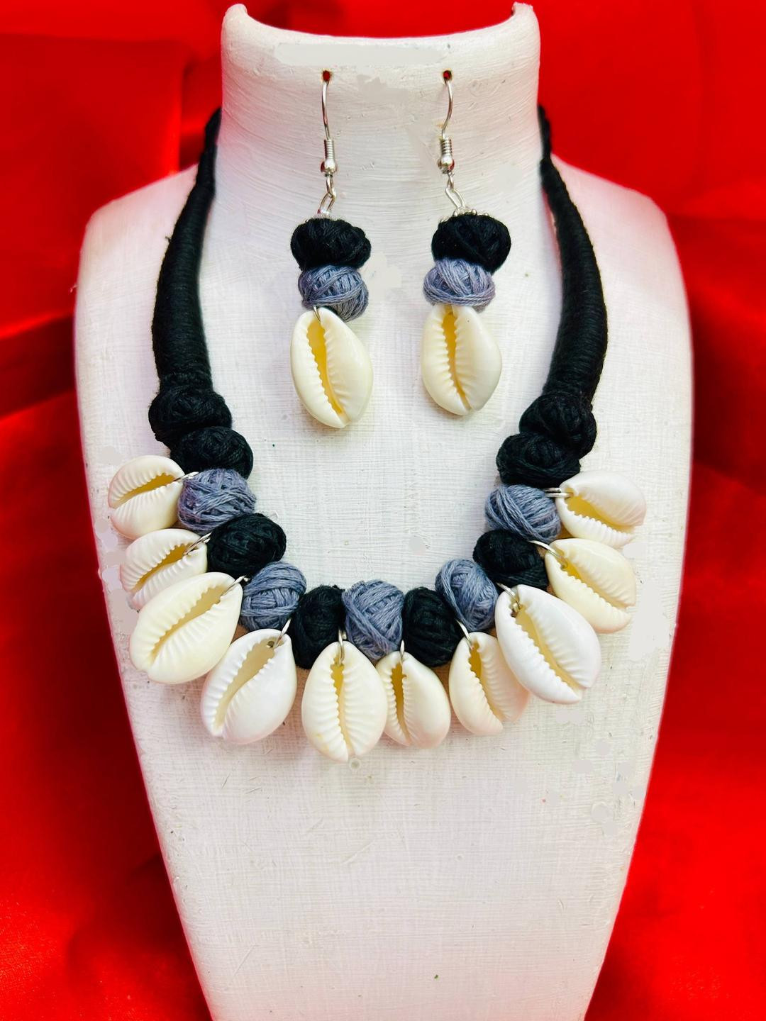 BONGO NARI BOUTIQUE Women Sea Shell Beaded Cotton Thread And Cowry Necklace With Earrings