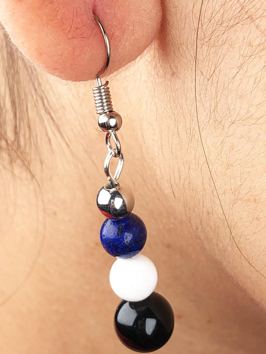 100 % Natural Gemstonehowlite Black Lapis La