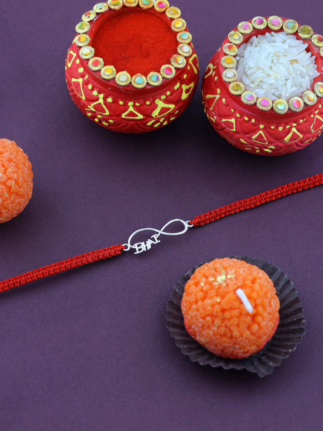 VIRAASI Rakhi With Candle & Greeting Card & Roli Chawal