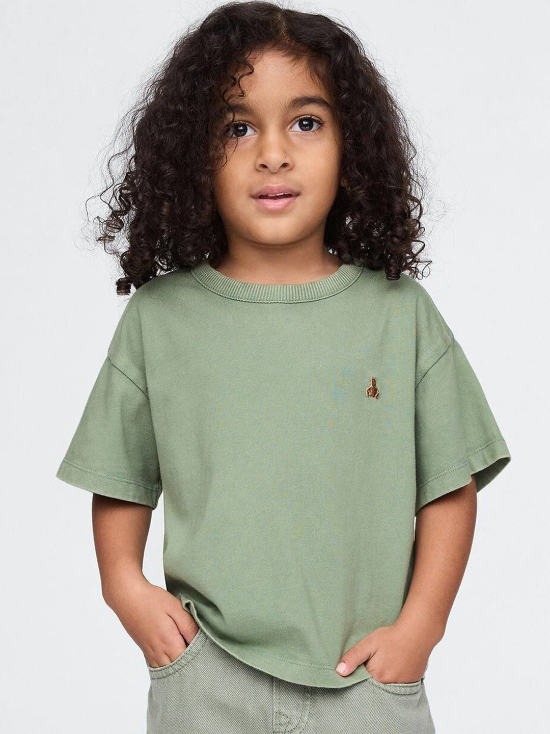 GAP Boys Round Neck Drop-Shoulder Sleeves Pure Cotton Relaxed Fit T-Shirt