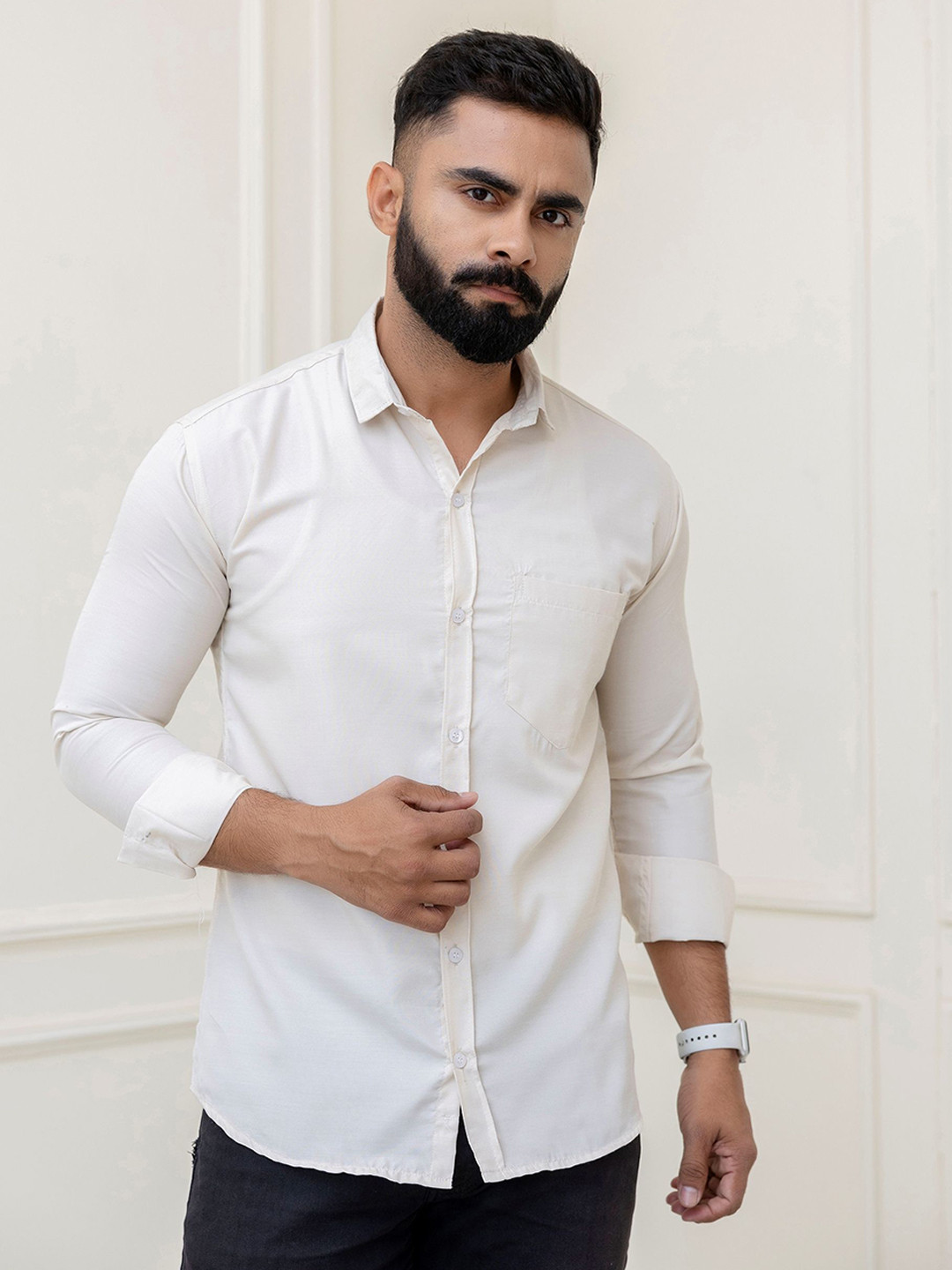 SURHI Men Relaxed Slim Fit Solid Spread Collar Cotton Casual Shirt