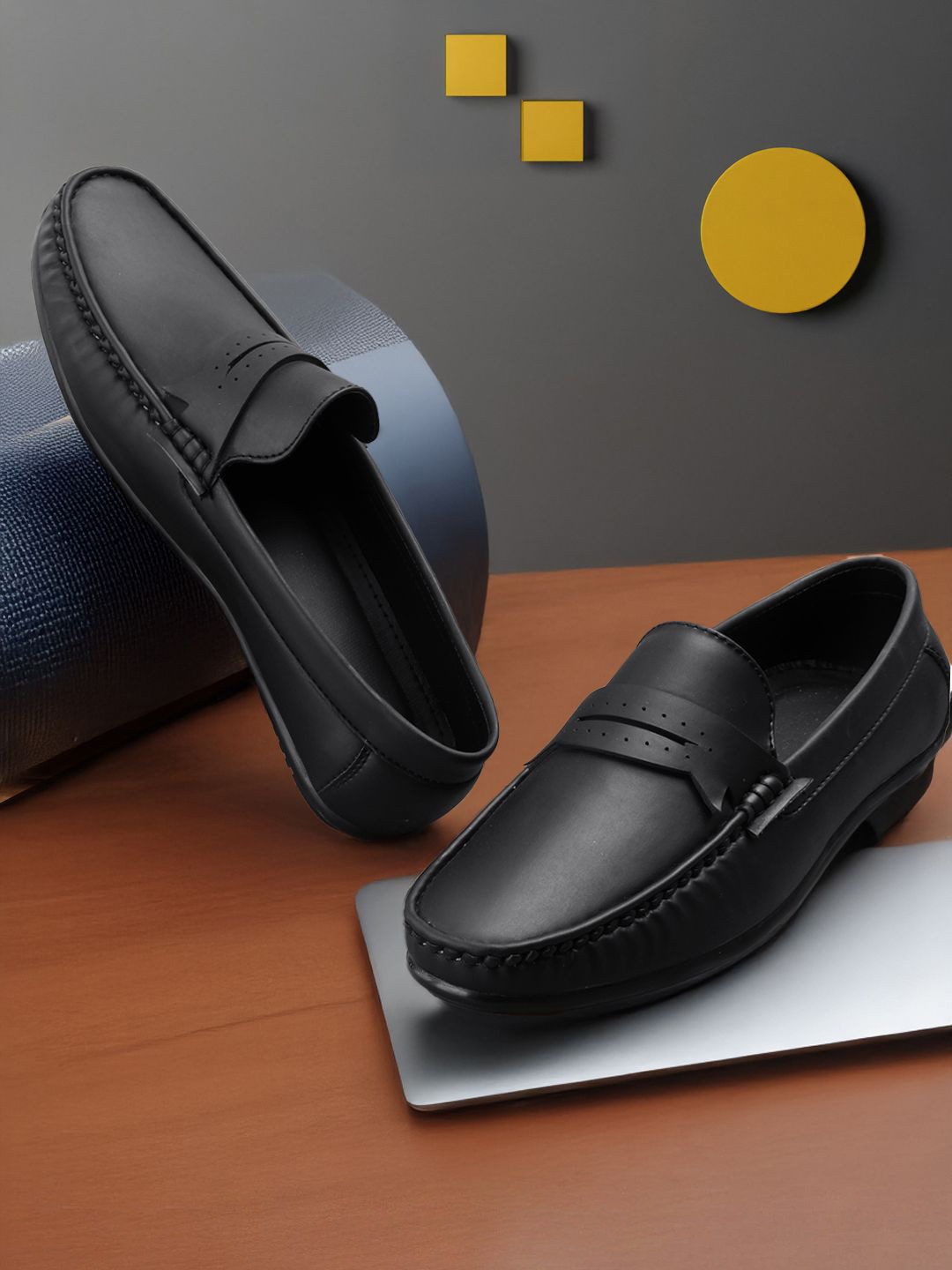 Thivim Men Leather Formal Loafers