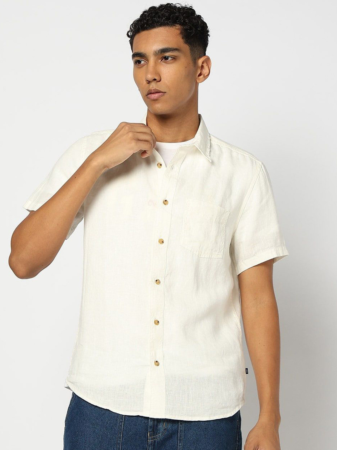 GAP Linen Slim Fit Shirt with Patch Pocket