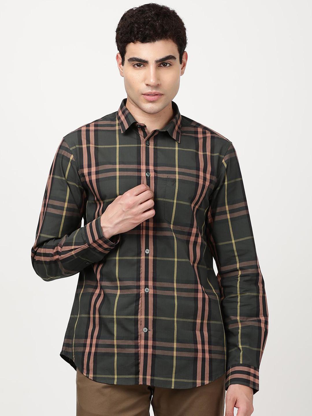 Indian Terrain Men Classic Slim Fit Tartan Checks Checked Casual Shirt