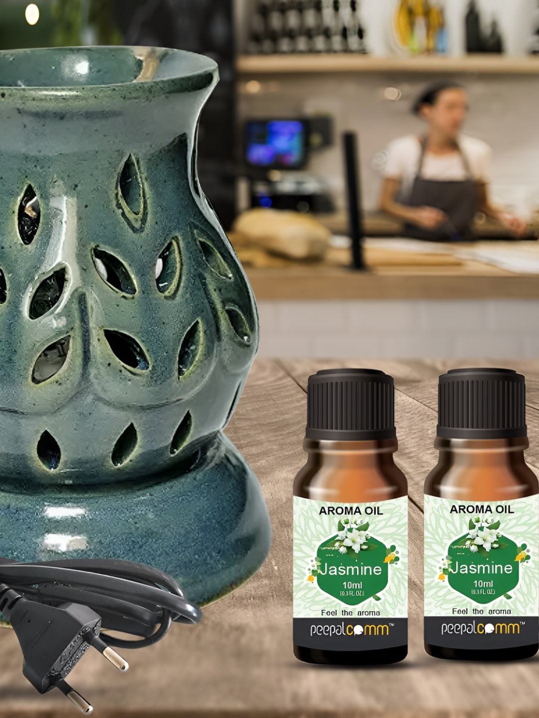 PEEPALCOMM 3Pcs Green Ceramic Electric Diffuser With Jasmine Oils - 10 ml Each