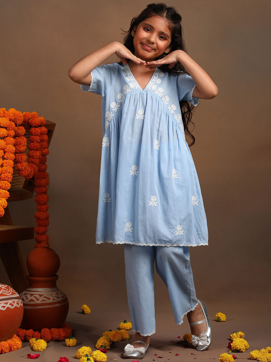 The Tribe Kids Girls Floral Regular Thread Work Pure Cotton Kurta with Trousers