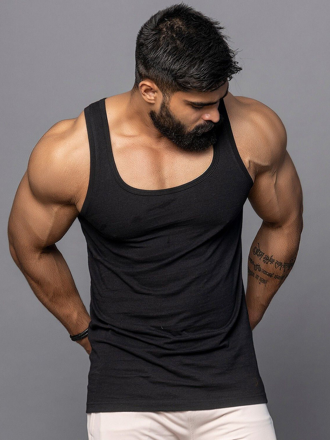 JUARI BE A GENTLEMAN Round Neck Cotton Gym Vest VESFVESVUD24KBZS