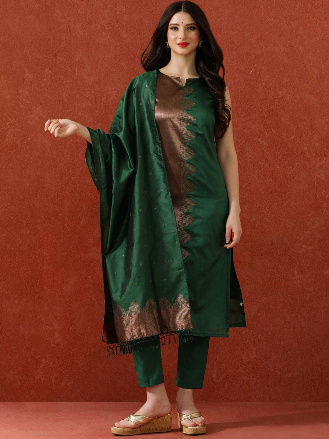 QSH Woven Design A-Line Solid Festive Kurta & Trousers With Dupatta