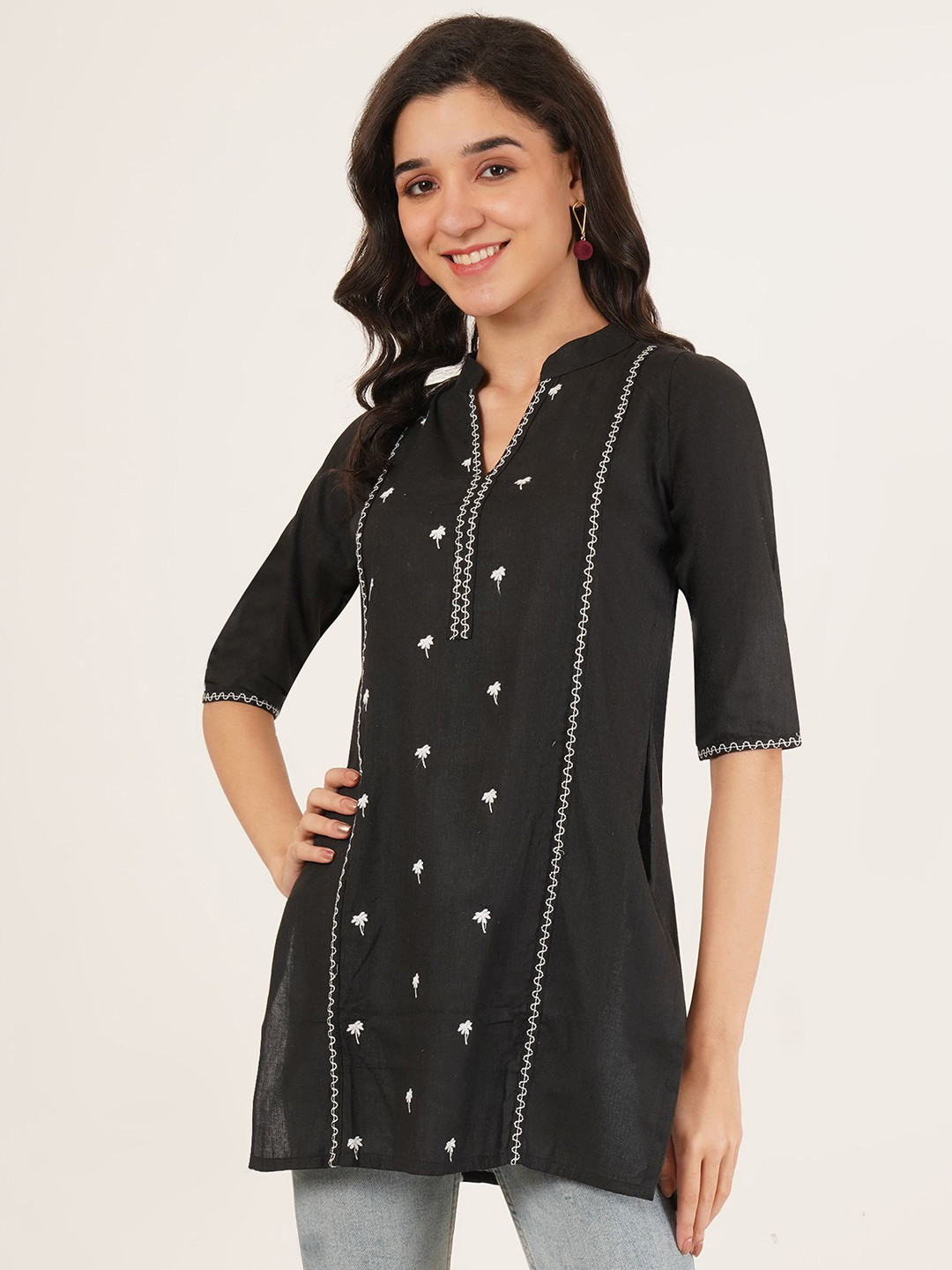 Ethic Glance Ethnic Motifs Embroidered Thread Work Cotton Short Kurti
