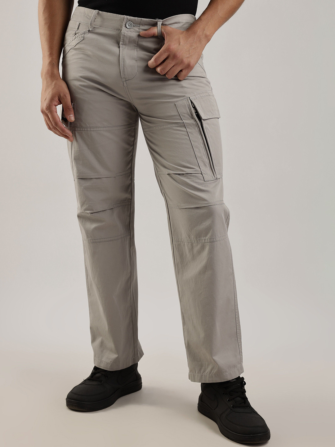 THE BEETEL HOUSE Men Relaxed Fit Heavy Air Cargos Trousers