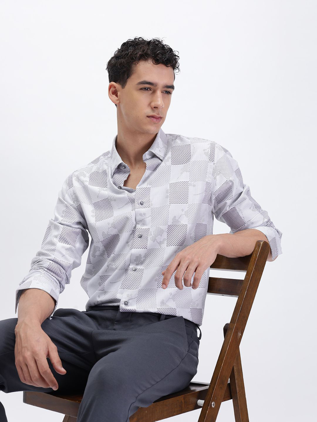 The Collection India Slim Plug Checked Slim Fit Cotton Casual Shirt