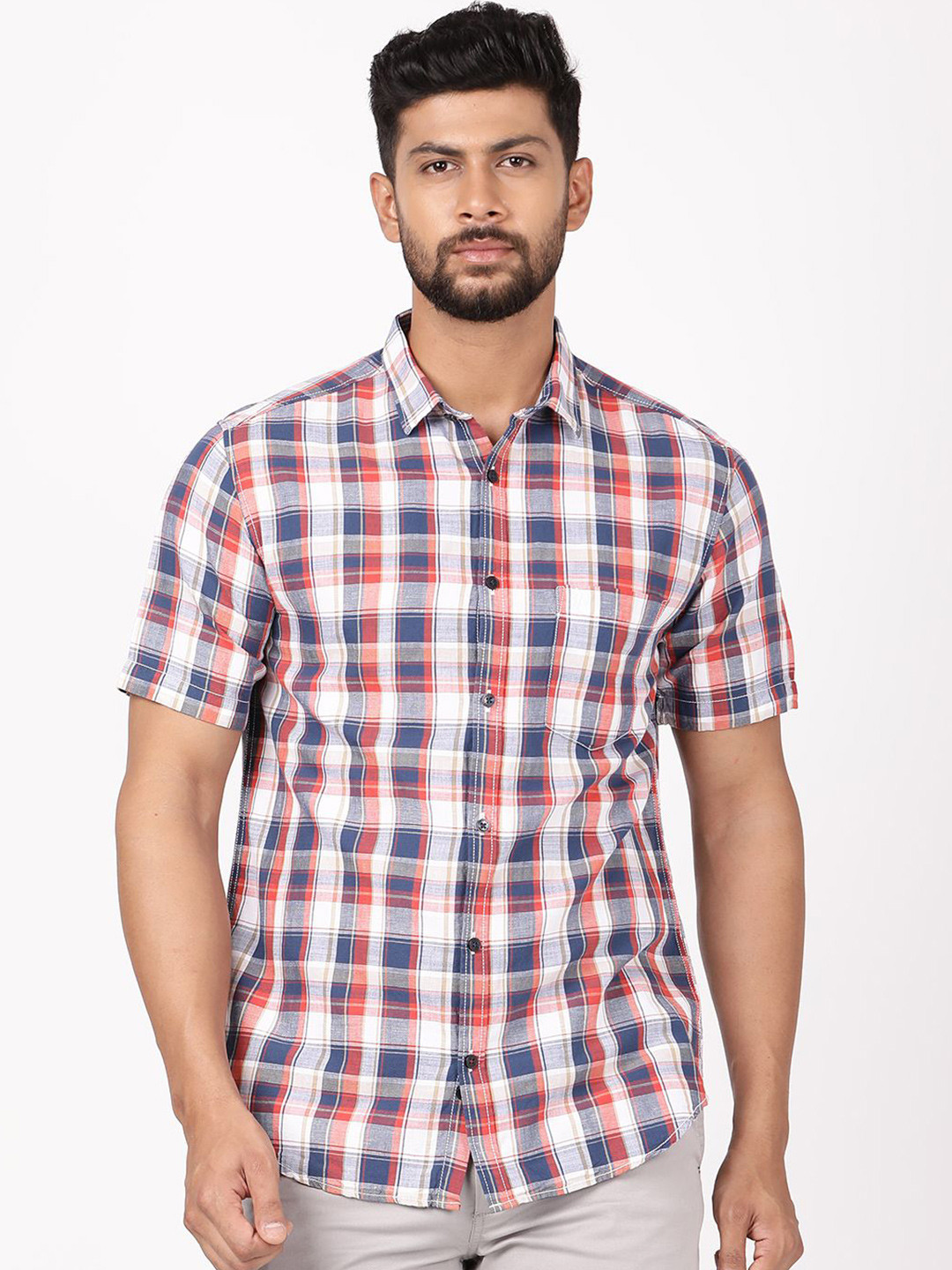 Indian Terrain Men Classic Fit Checked Spread Collar Casual Shirt