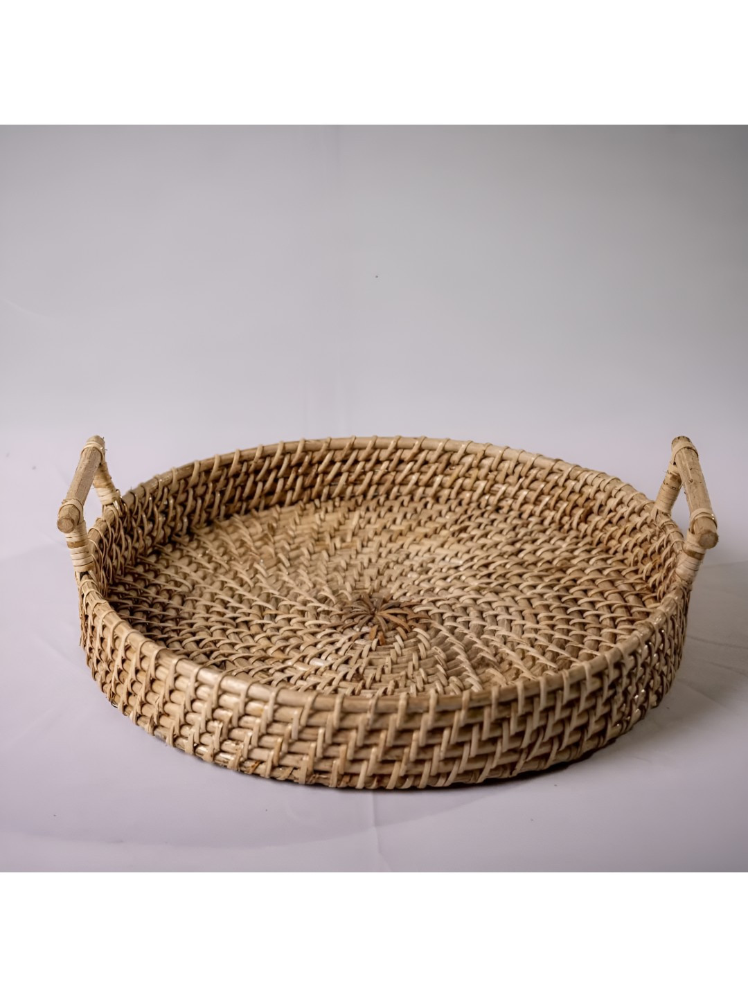 THE ASSAM ADMIRATION Beige Round Handle Serving Tray