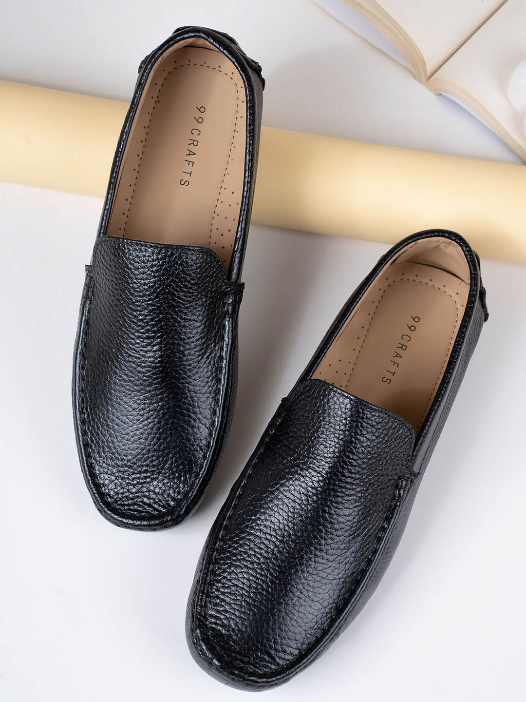 99CRAFTS Men Textured Premium Quality Europian Milled Leather Loafers