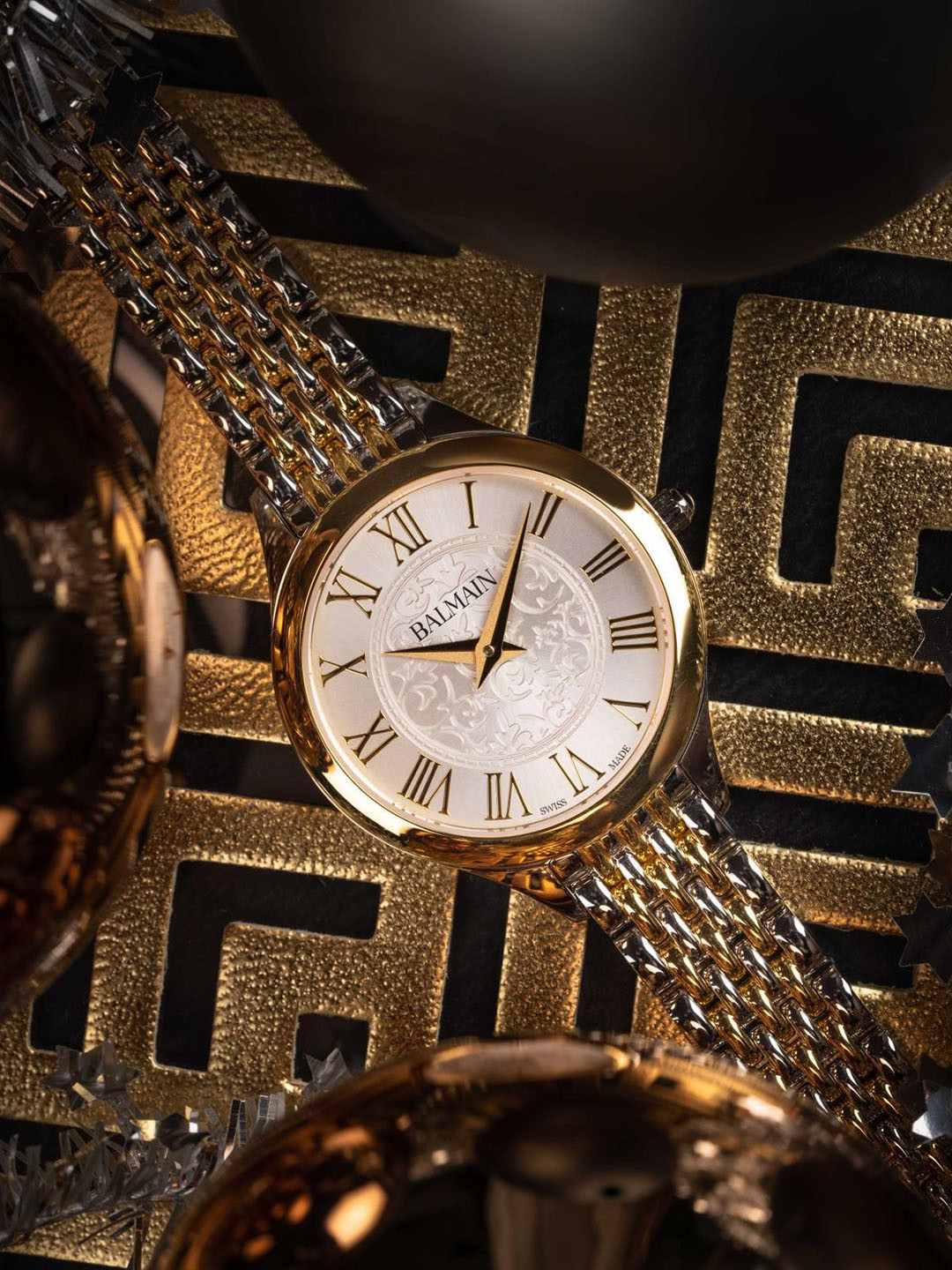 Balmain II XS Women Bracelet Style Straps Analogue Watch B49323912