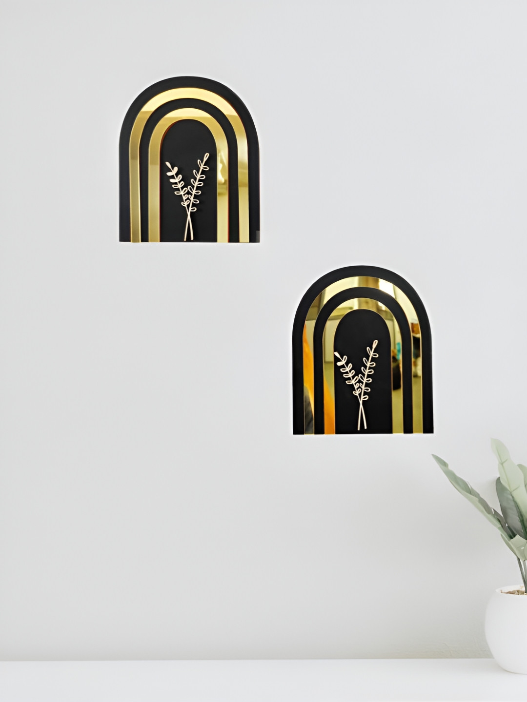 VAH Kya Bat Hai !! Rainbow With Flower Plastic Matte Sticking 2Pcs Wall Hangings-7.5In