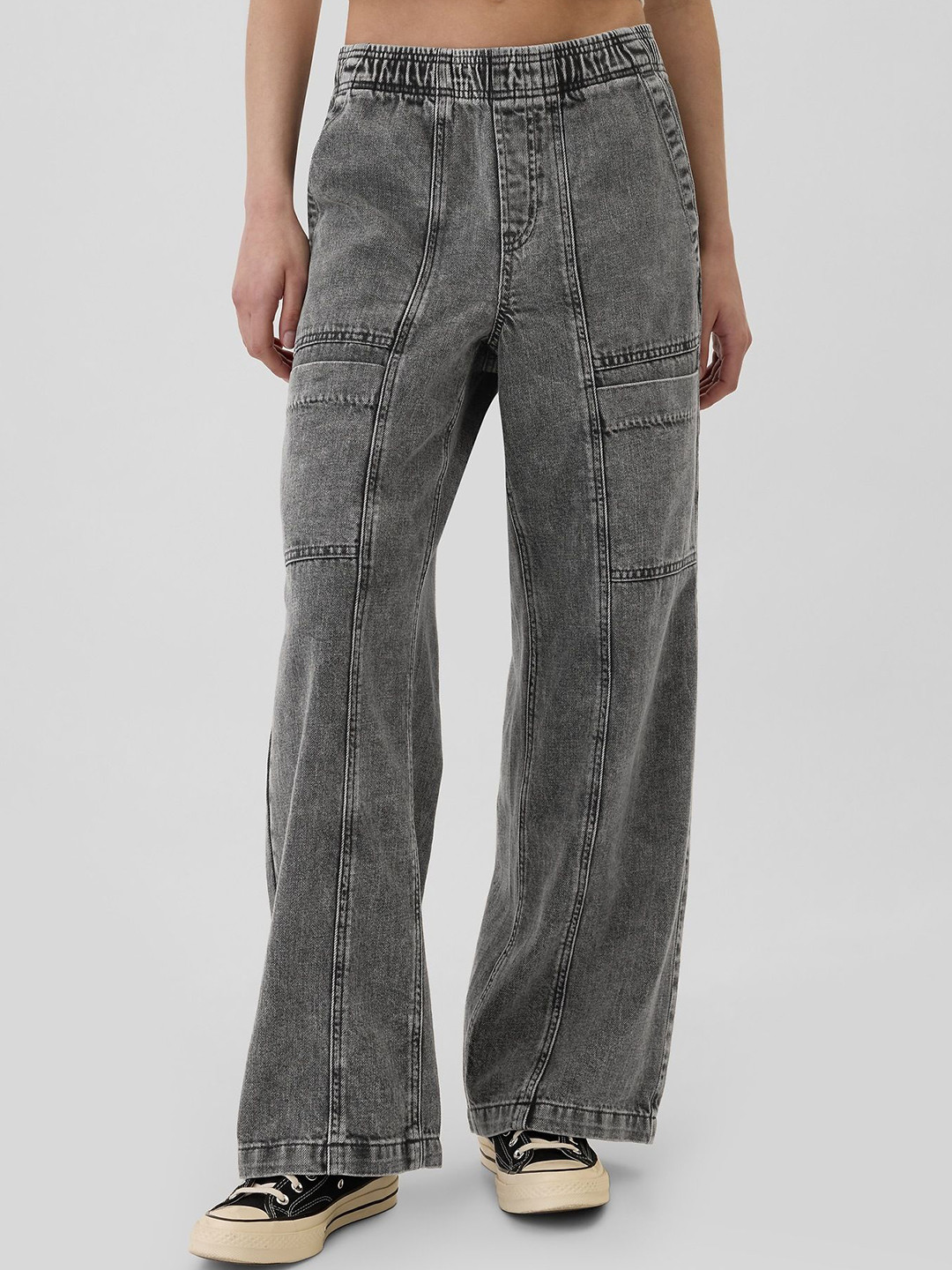 GAP Mid-Wash Relaxed Fit Wide-Leg Carpenter Jeans