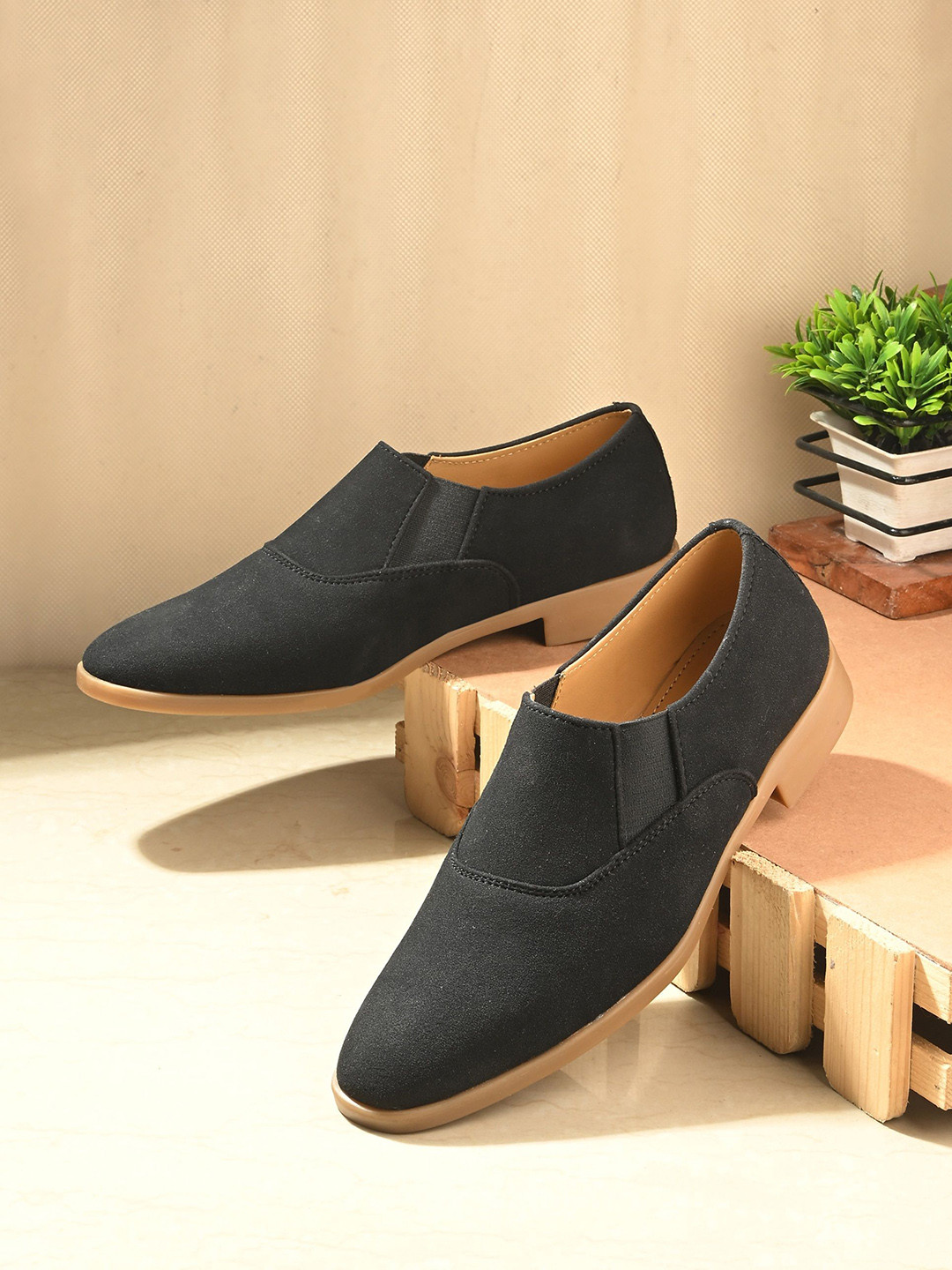 The Roadster Lifestyle Co Men Casual Slip On Loafers