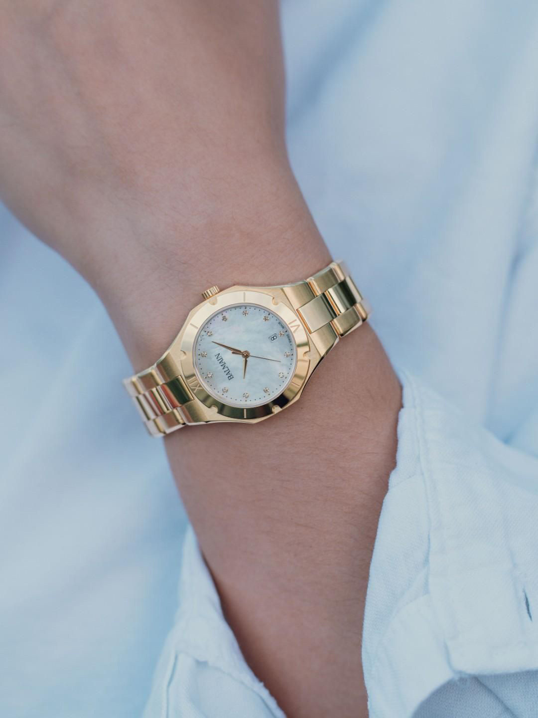 Balmain Women Dial & Stainless Steel Bracelet Style Straps Analogue Watch B49903386