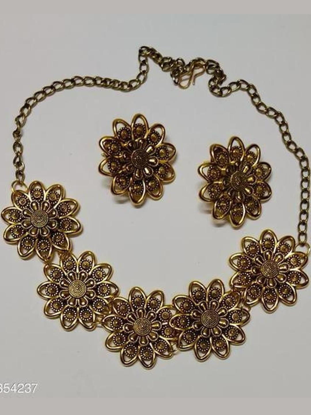 BONGO NARI BOUTIQUE  Floral Copper Jewellery Set