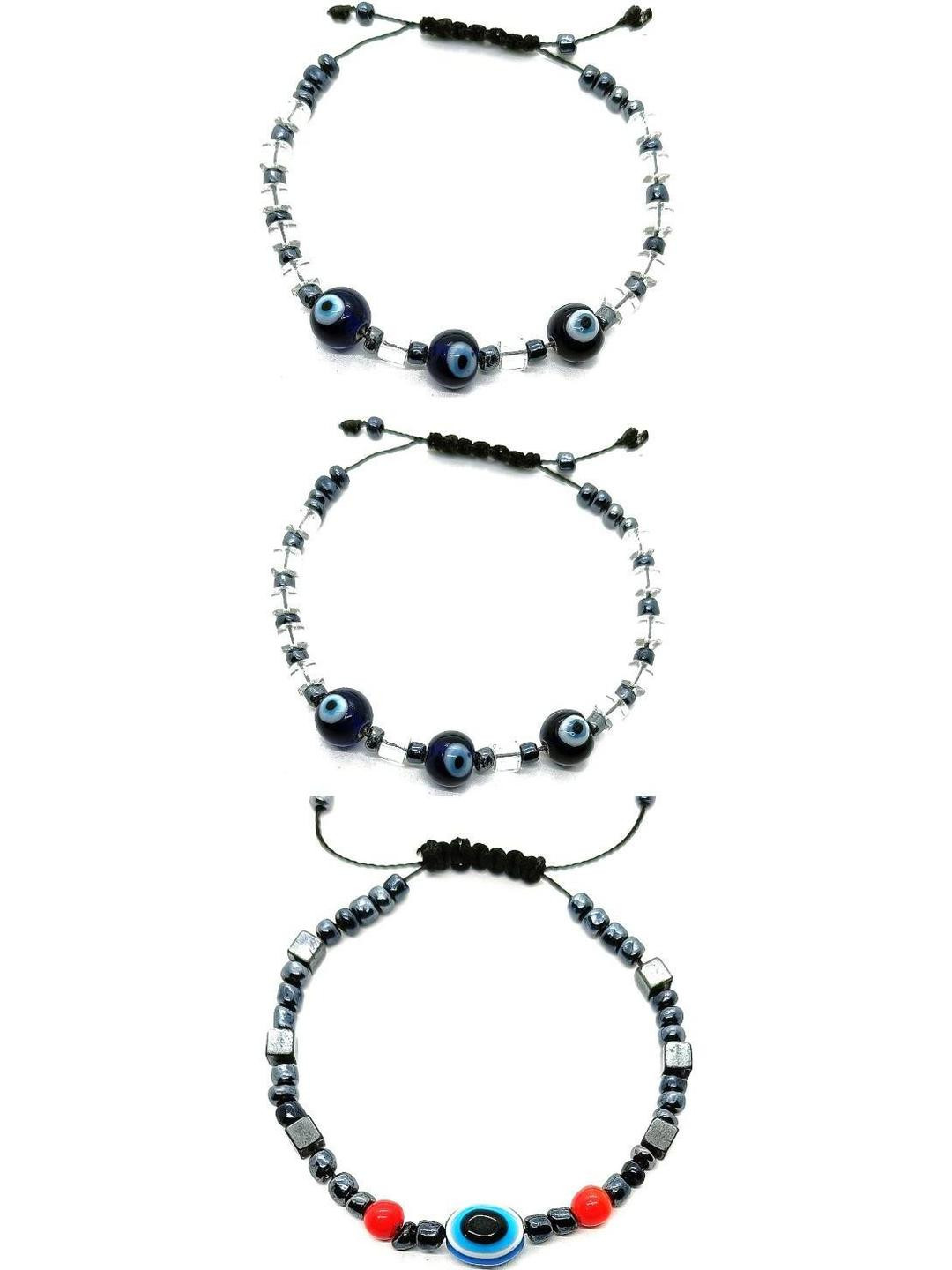 Dynamic Retail GlobalDY_InCollage_20230202_222715752_1