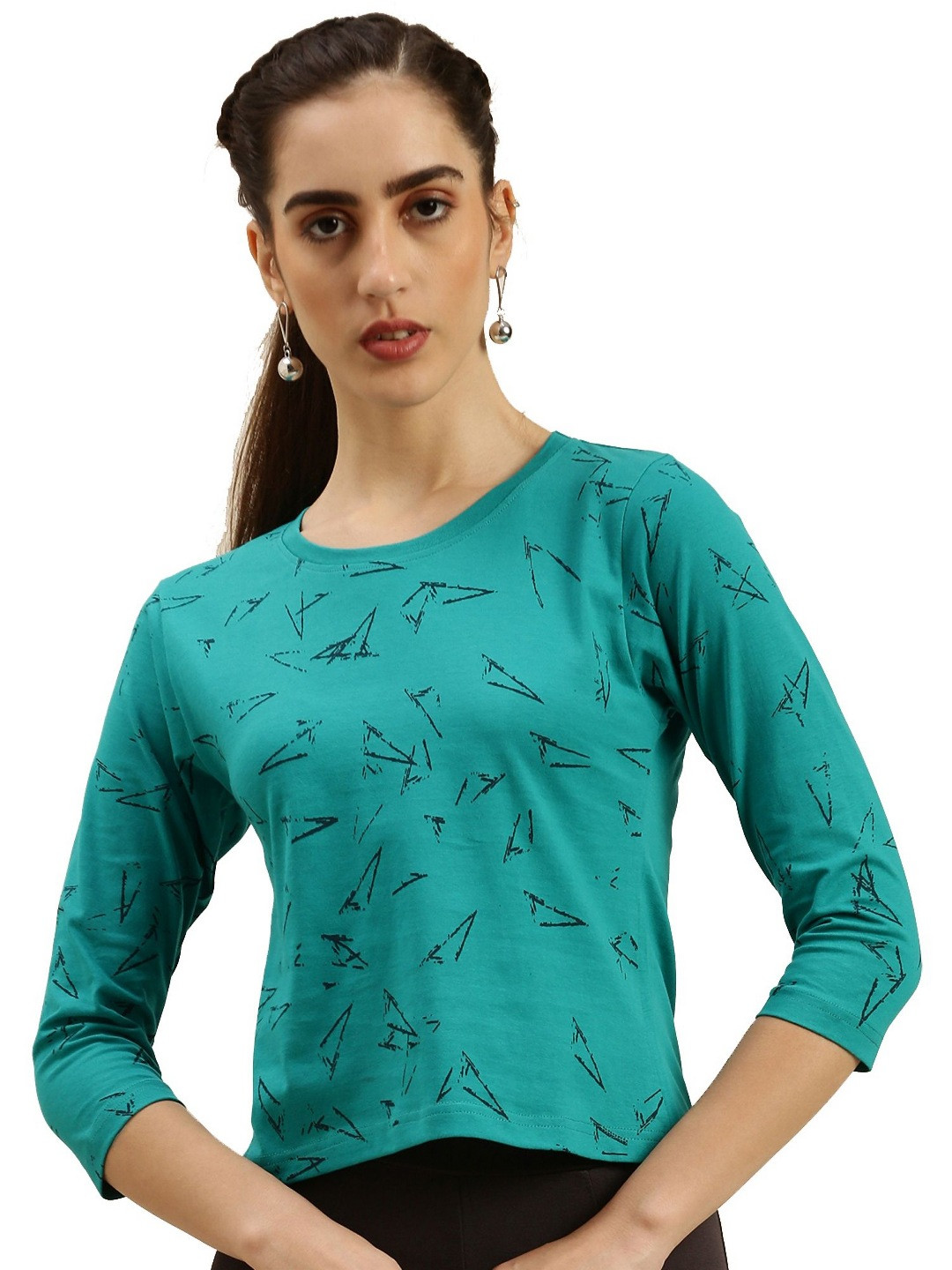 Esplendido Women Printed Raw Edge Slim Fit T-shirt