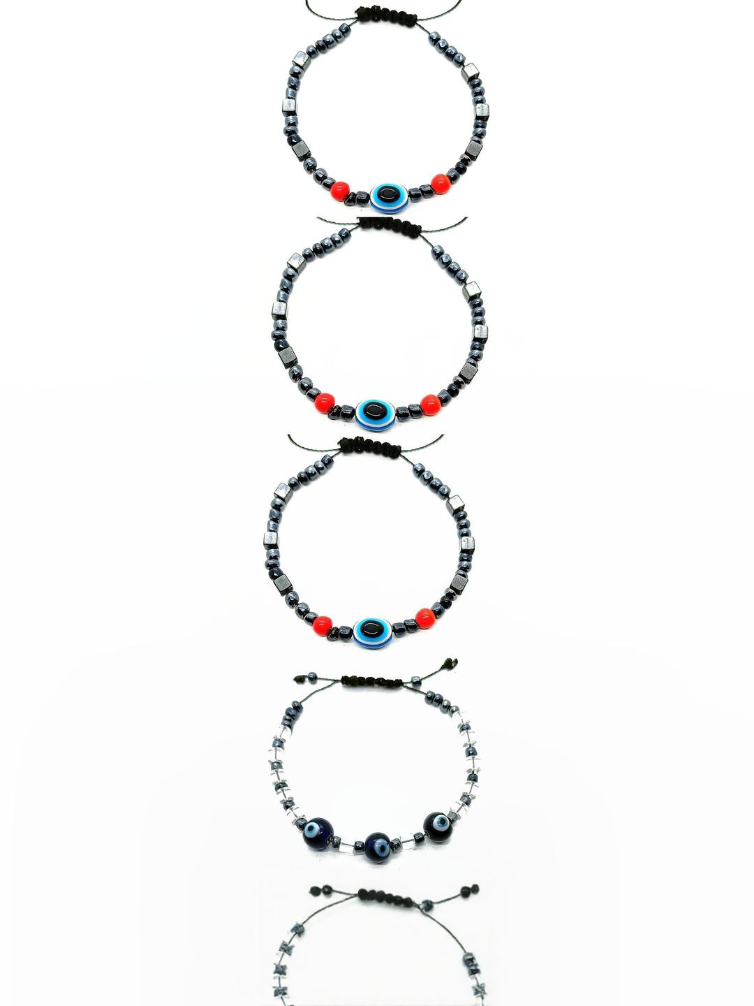 Dynamic Retail GlobalDY_InCollage_20230202_223402384