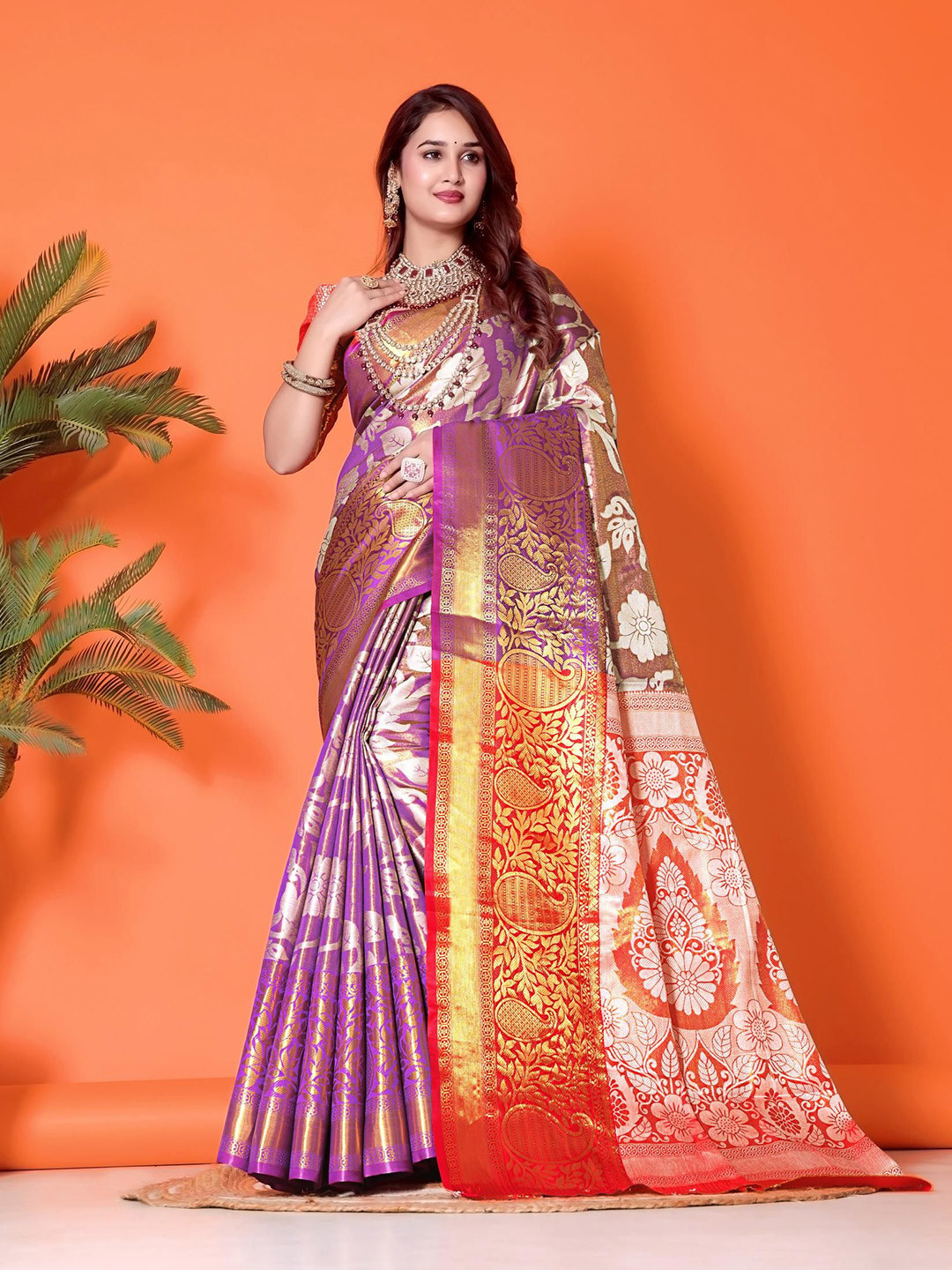 JAY FASHION Paisley Woven Design Saree With Blouse Piece
