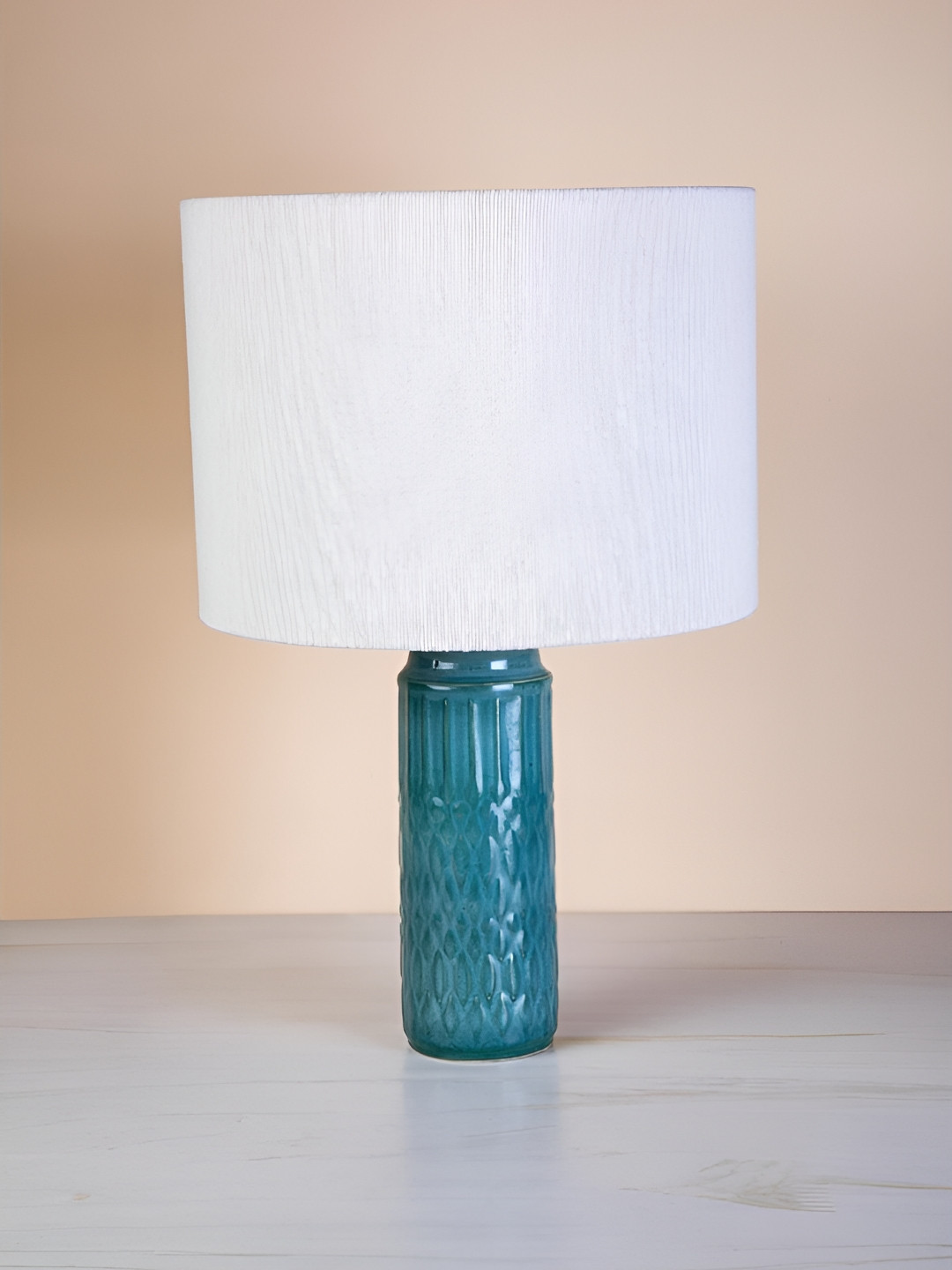FREEDOM TREE Blue & White Textured Cylindrical Shaped Ceramic Table Lamp
