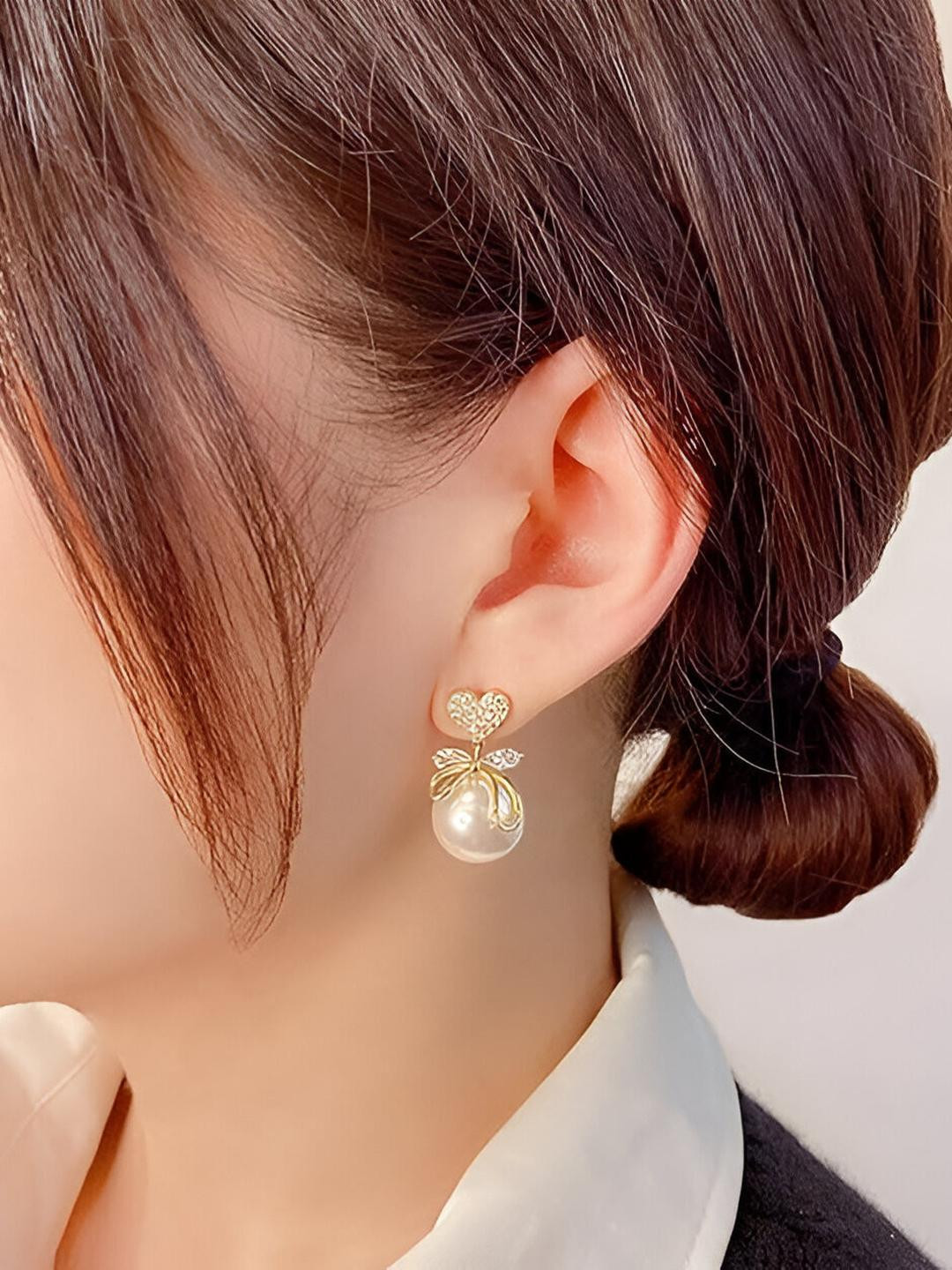 TheVineGirl Heart shape pearl earrings for women