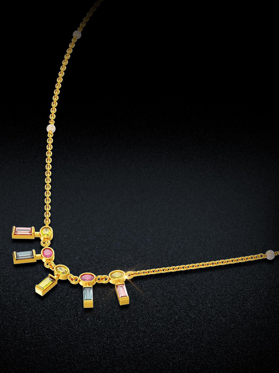 Joyalukkas Sleek Rectangle Charms Gold Necklace