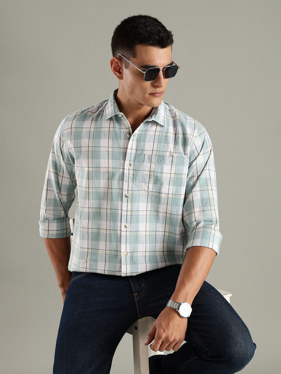 Guns & Sons Men Modern Fit Checked Spread Collar Cotton Casual Shirt