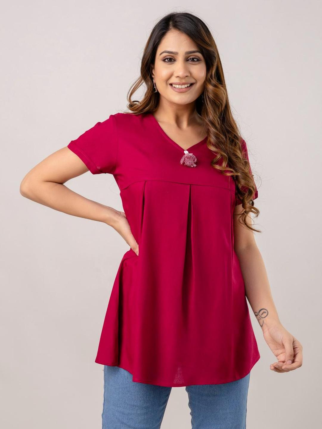 RAISHREE Women V-Neck A-Line Solid Woven Top
