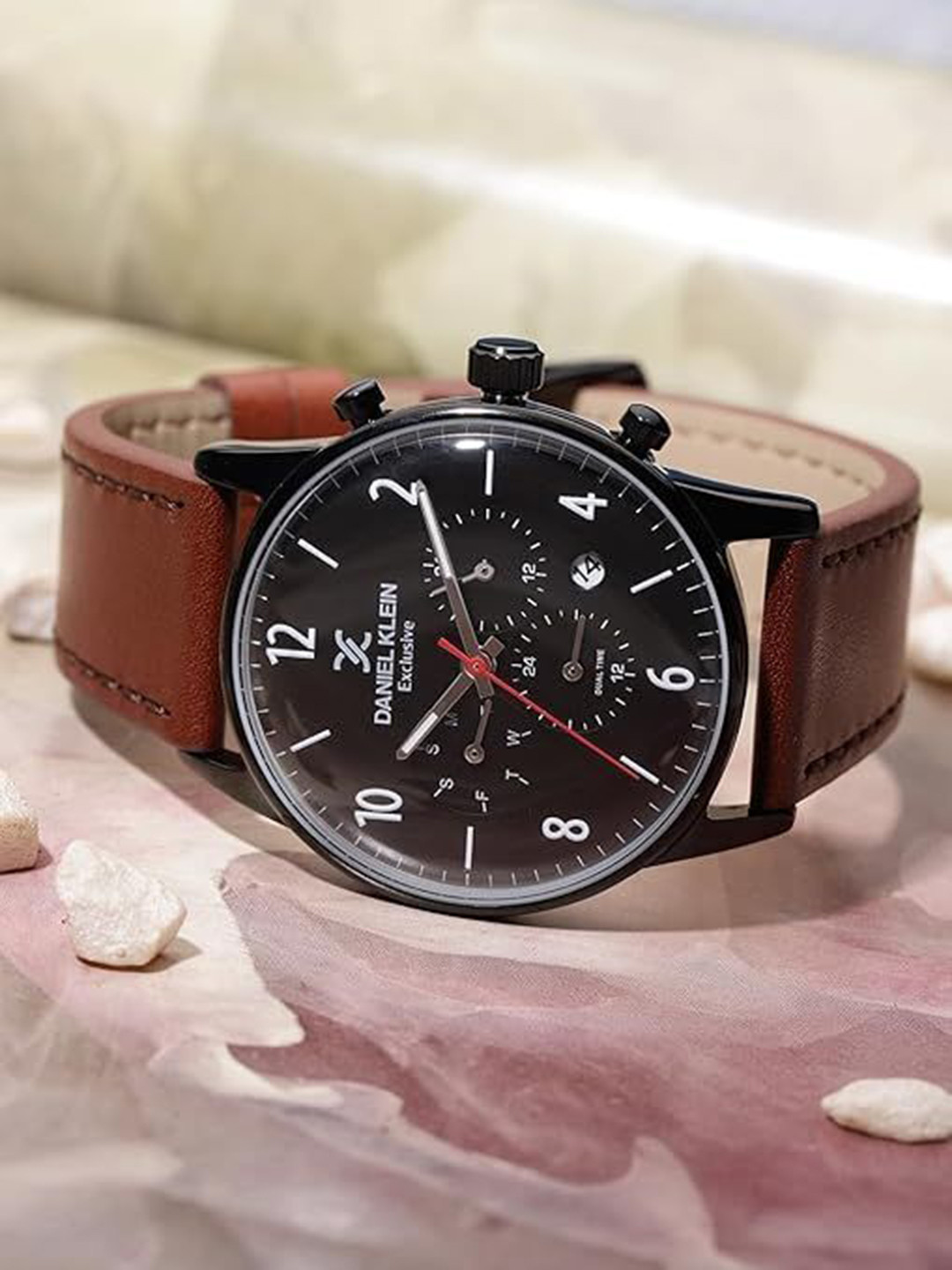 Daniel Klein Exclusive Men Dial & Leather Straps Analogue Watch DKX.11832-4