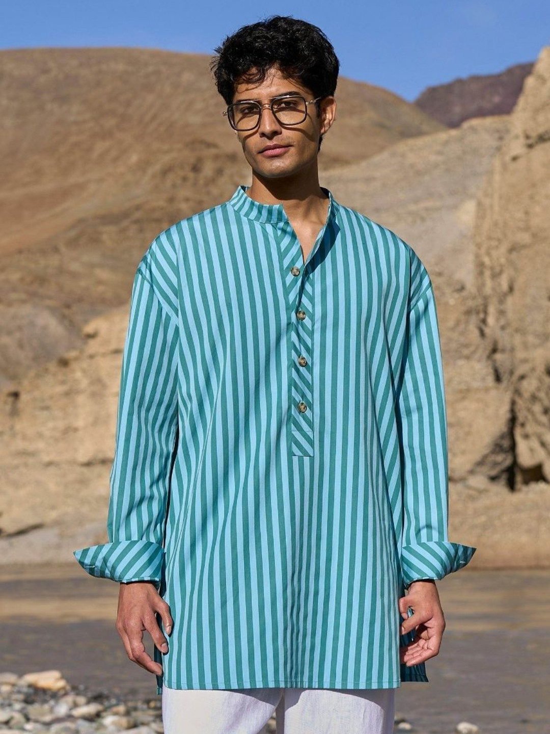 Dash and Dot Men Relaxed Fit Vertical Striped Mandarin Collar Casual Shirt