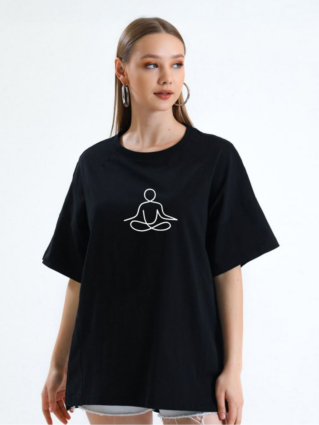 WOBE Women Printed Pure Cotton Pockets T-shirt