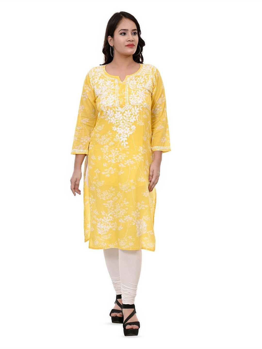 THREAD FIESTA Women Ethnic Motifs Embroidered Round Neck Chikankari Straight Cotton Kurta