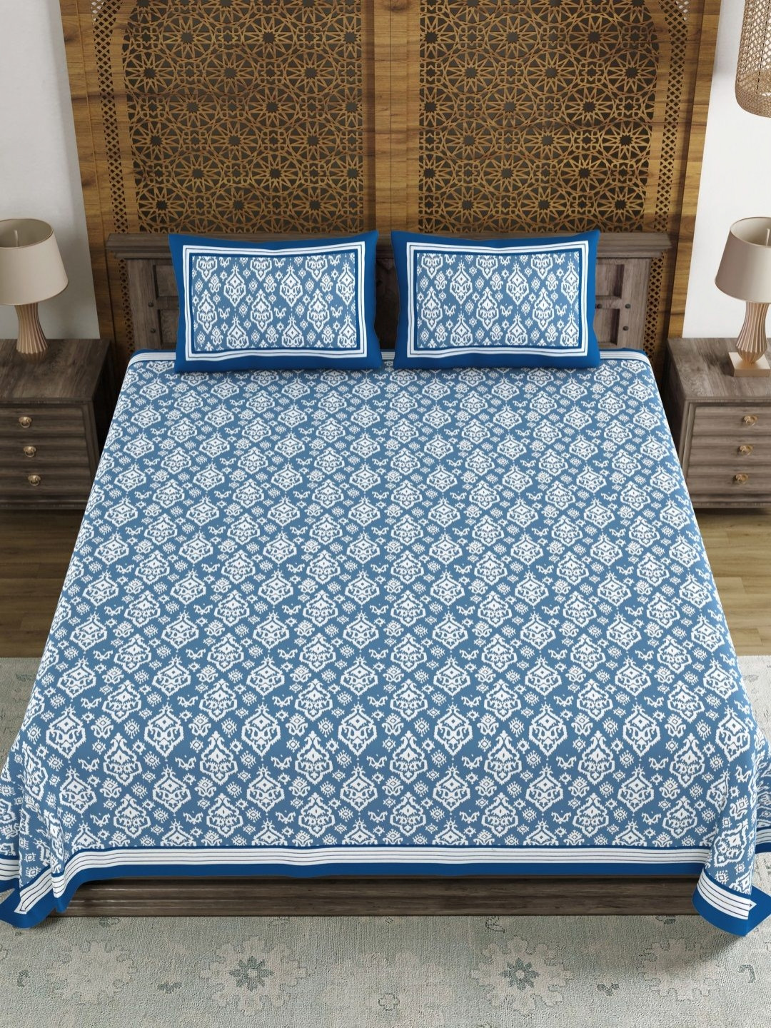 Sangria Blue & White Printed 210 TC Bedsheet With 2 Pillow Covers- 2.7 m x 2.7 m