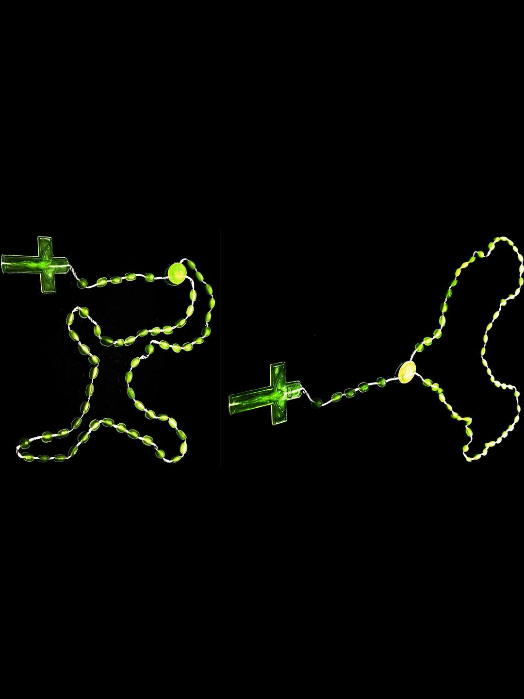 Dynamic Retail Global Men pendant and Chain